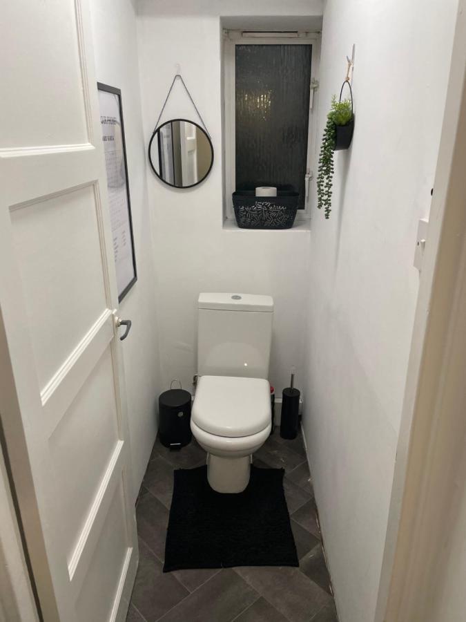 Lovely 2Bedroom 4Mins From Wimbledon Station London Exteriör bild