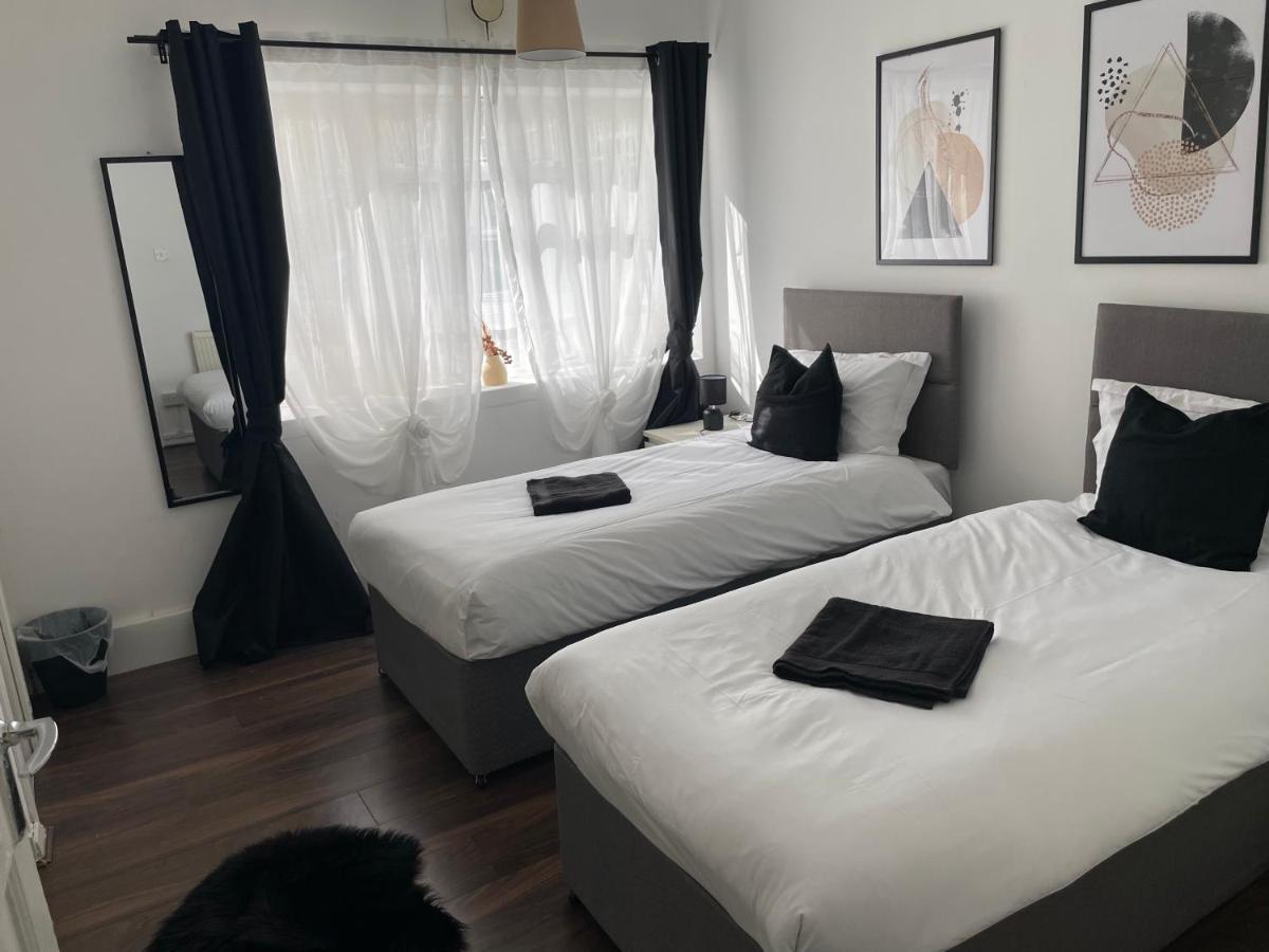 Lovely 2Bedroom 4Mins From Wimbledon Station London Exteriör bild