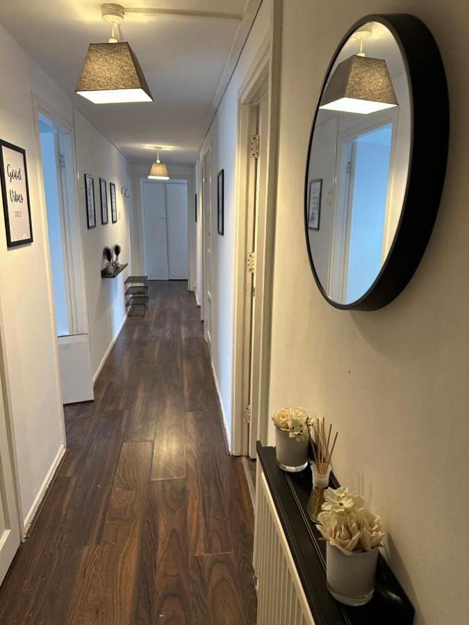 Lovely 2Bedroom 4Mins From Wimbledon Station London Exteriör bild